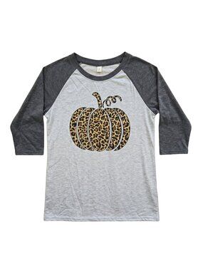 NWT | Leopard Print Pumpkin Grey Raglan 3/4 Sleeve Fall Graphic Top | Large